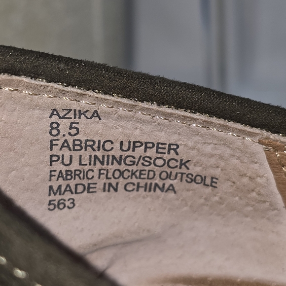 Steve Madden Dark Green Flats AZIKA WOMENS SIZE 8.5 - Picture 3 of 7